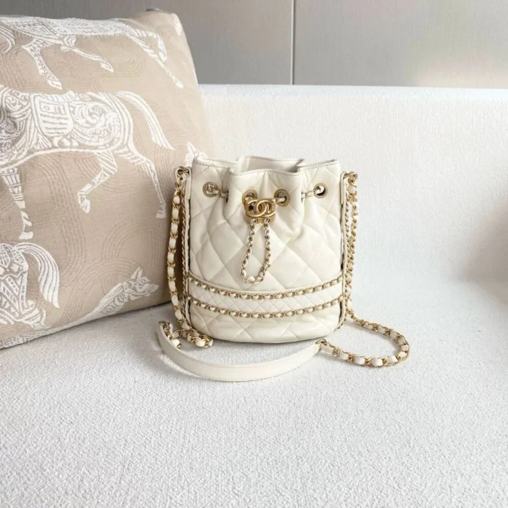 Chanel Women Pre-Loved Bag Very Good Condition